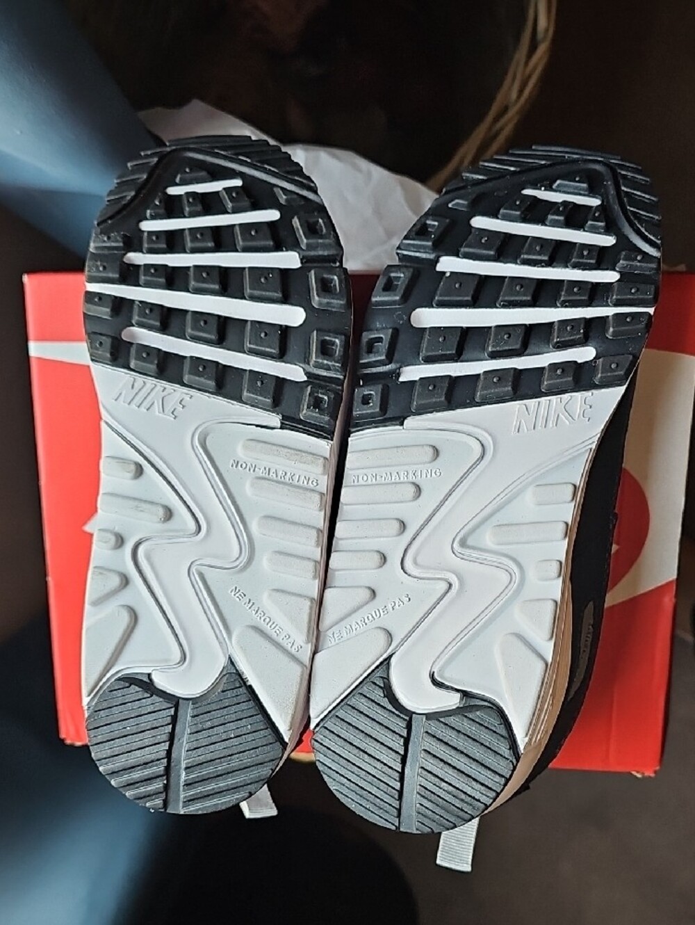 Nike Kids Air Max 90 EasyOn (PS) Wolf Grey/White-Cool Grey - Picture 3 of 4